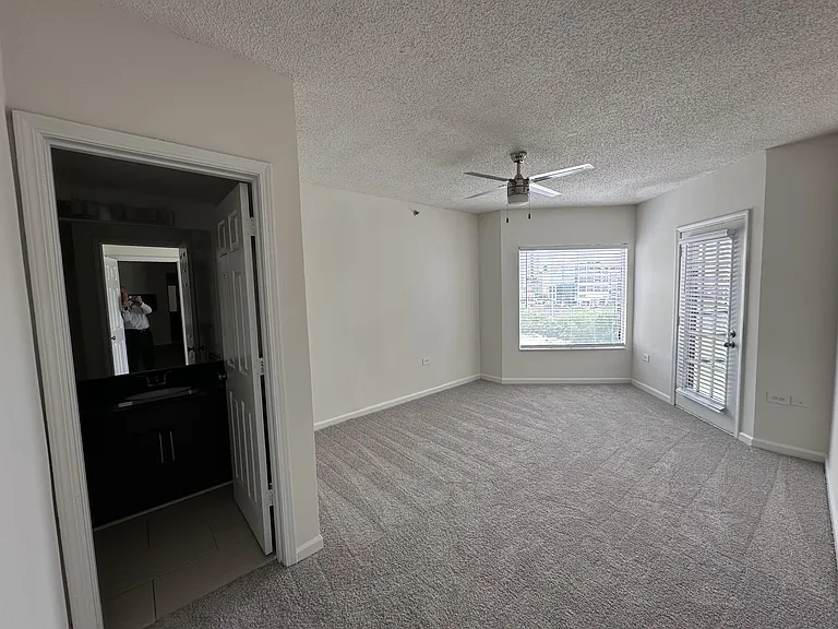 Wesley Townsend Apartments at Buckhead — Photo 106