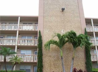 2046 Guildford #2046-C, Boca Raton, FL 33434
