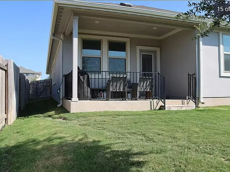 201 McFarland St — Photo 13
