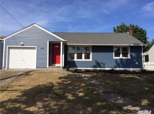 2954 Derby Dr W, Oceanside, NY 11572