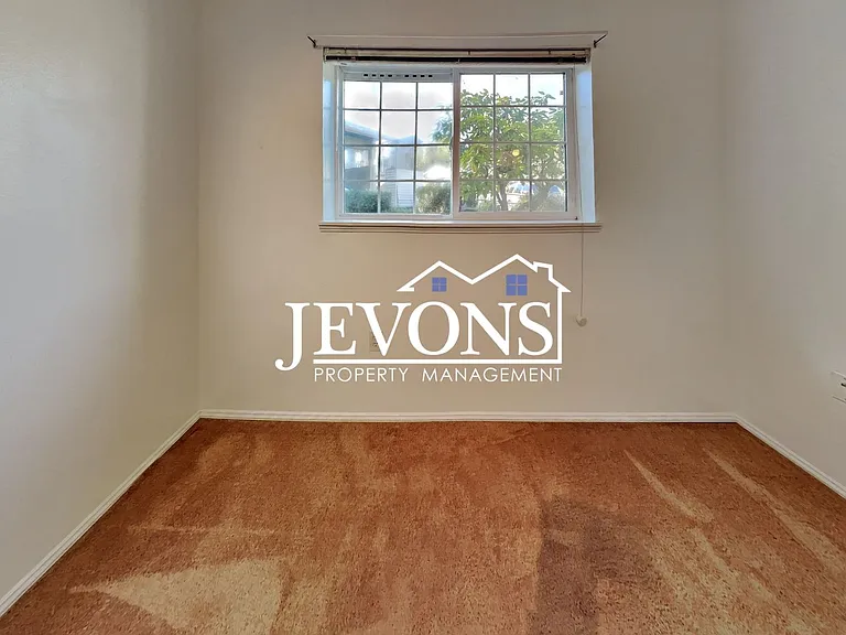 25235 SE Klahanie Blvd #P102 — Photo 23