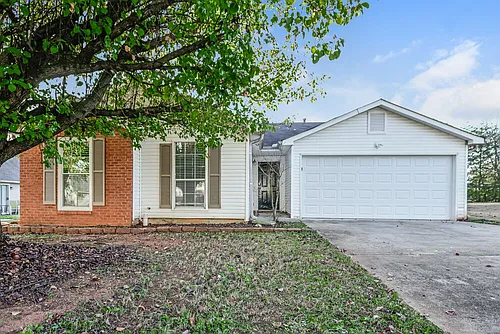 337 Autumn Lake Dr Photo 1