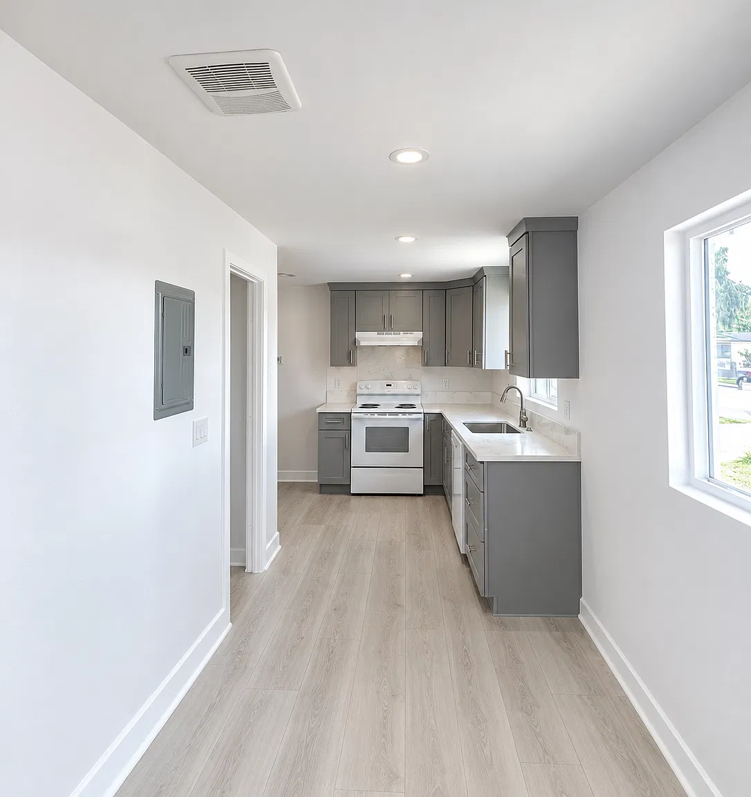 1 bed, 400 sqft, $2,000 — Photo 1