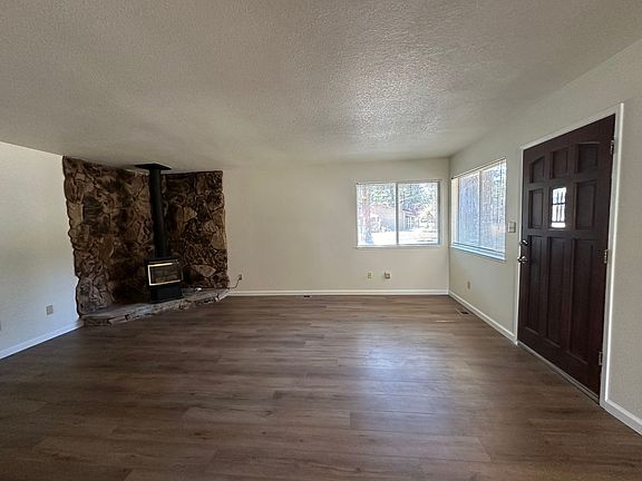 2nd image of 824 Alameda Ave