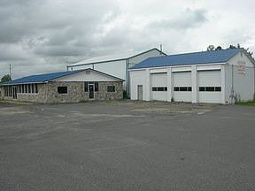 1st image of 1715 E Dixon Blvd