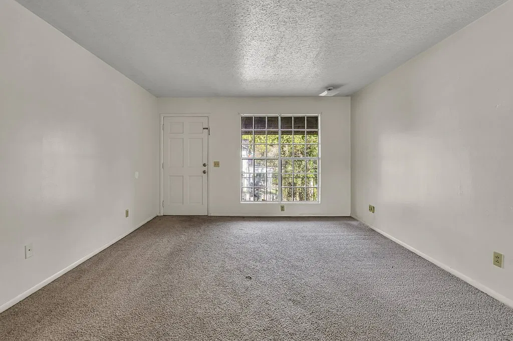 2 bed, 800 sqft, $795 — Photo 4