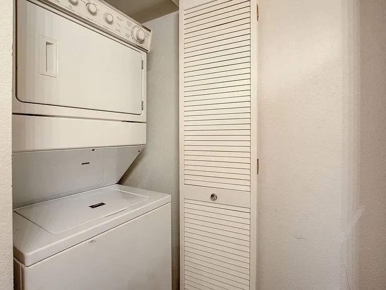 8070 W Russell Rd #1064-11 — Photo 22