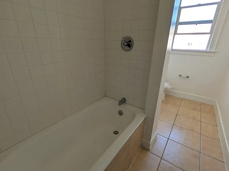 2801 San Marino St #12 — Photo 10