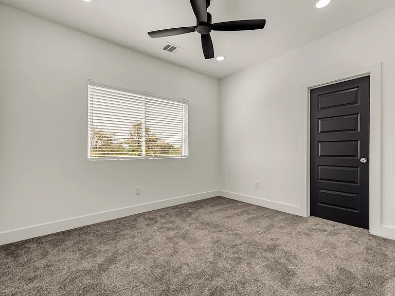 3003 Alpha Wolf Ct — Photo 17