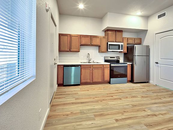 5th image of 2160 Swanson Cottages