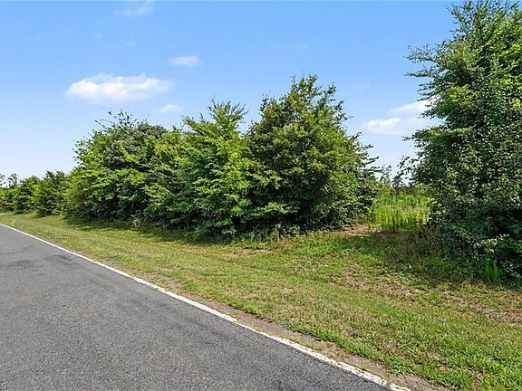 2nd image of 1 Pineville Rd