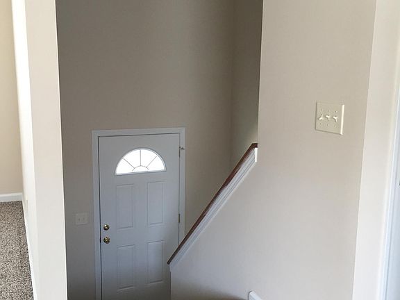 4th image of 111 Weeping Willow Ln
