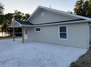 17160 Florence Dr, Lake Milton, OH