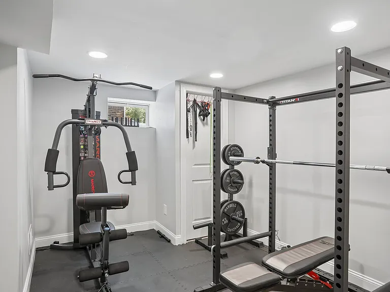 54 Allan Dr — Photo 29