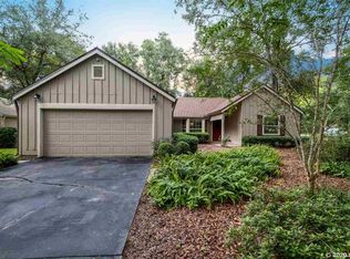 9902 SW 54th Ln, Gainesville, FL 32608