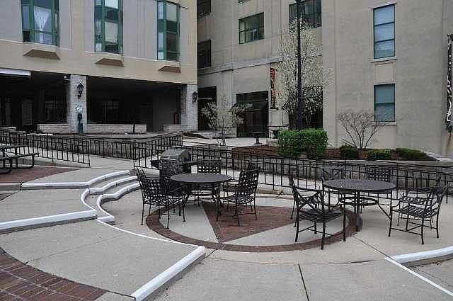 Welcoming courtyard!