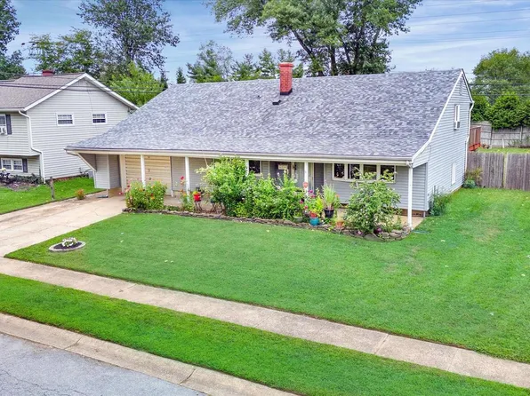 42 Lynch Farm Dr, Newark, DE 19713