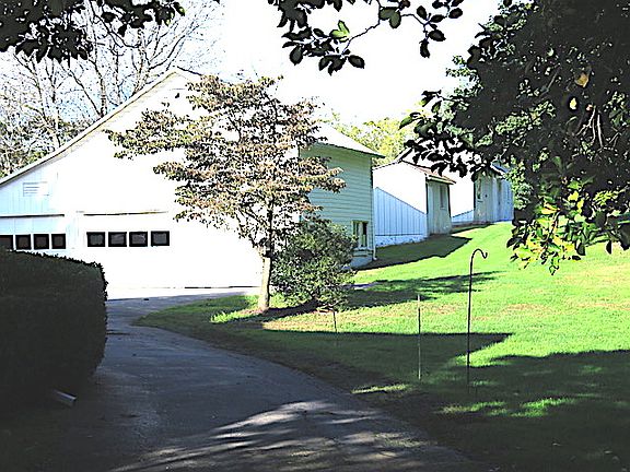 5th image of 812 County Route 1