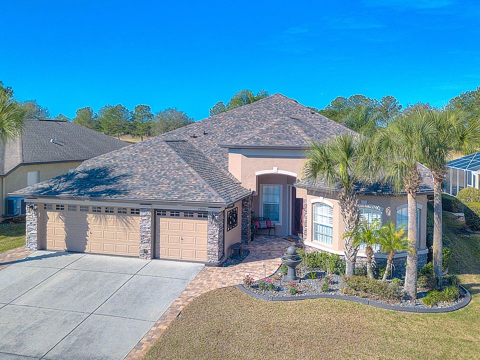 New Roof & exterior paint!
