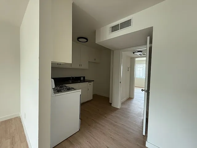 5259 Sepulveda Blvd — Photo 10
