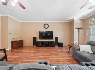 8503 Joggers Ln, Humble, TX 77346