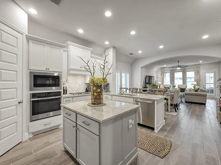 611 Lost Maples Bend Ln — Photo 8