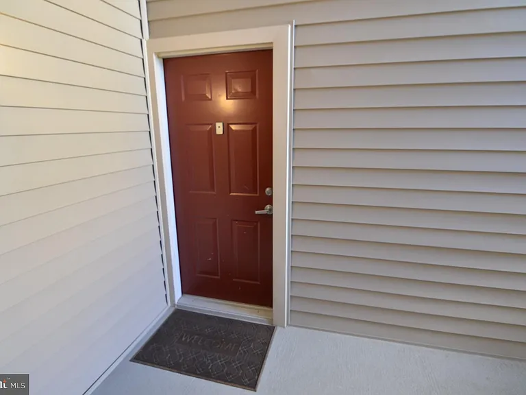 1793 Jonathan Way #L — Photo 2