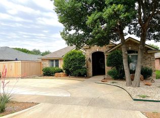 10704 Raleigh Ave, Lubbock, TX 79424