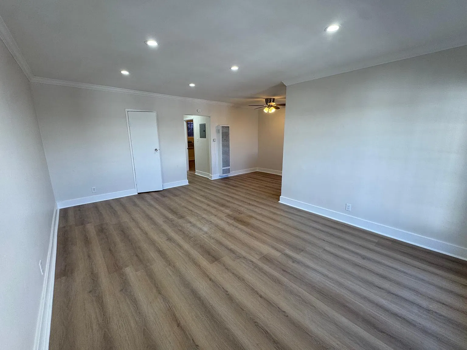 1 bed, 665 sqft, $2,000 — Photo 2