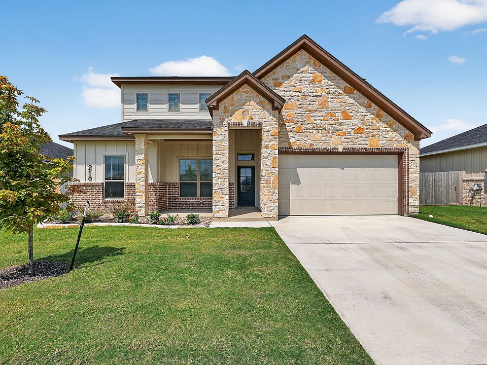 1st image of 218 Sand Lilly Dr
