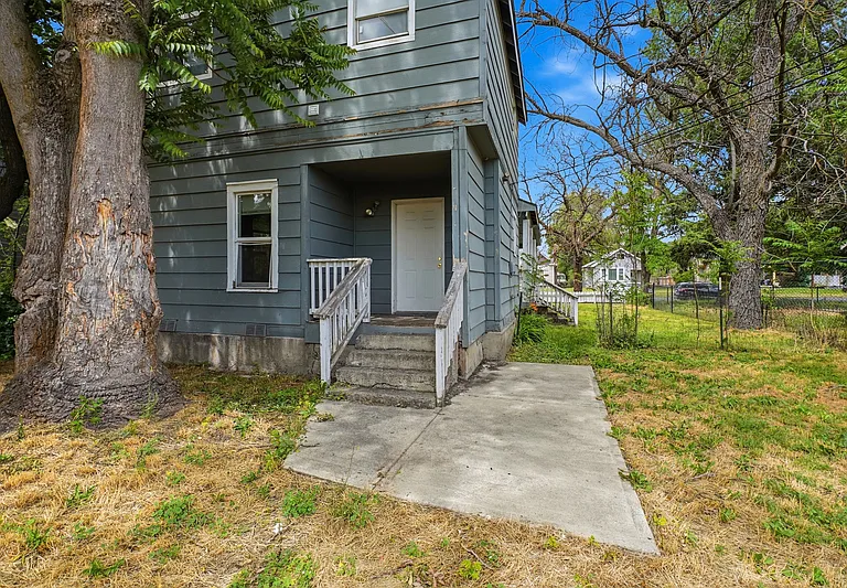 314 E Ermina Ave — Photo 29