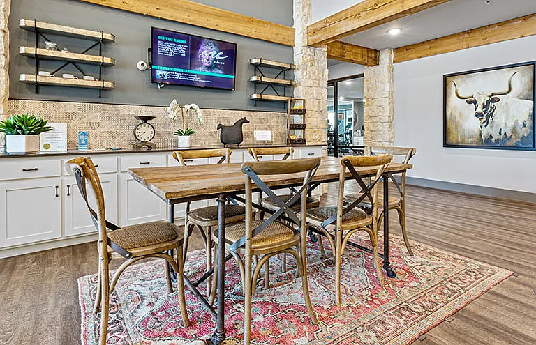 Hickory Creek Ranch Apartments — Photo 15