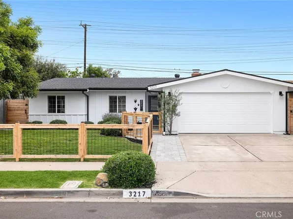 3217 Iowa St, Costa Mesa, CA 92626