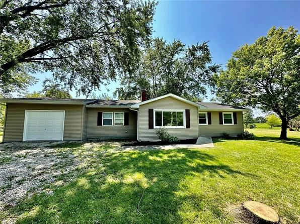 47 Golden Eagle Dr, High Hill, MO 63350