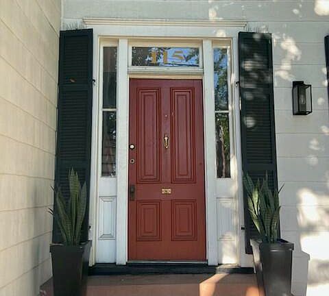 2nd image of 115 N 1st Ave