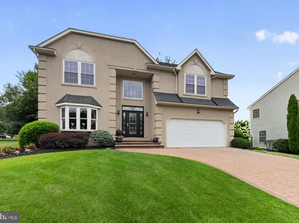 326 Newton Ct, Oaklyn, NJ 08107