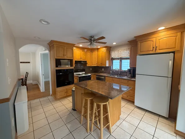 72 Moreland St Unit 2, Somerville, MA 02145