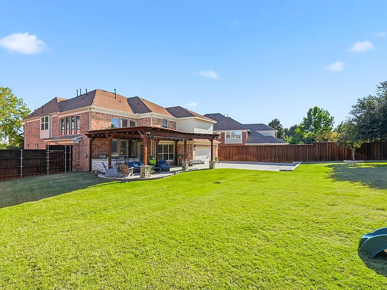 841 Wind Brook Ln — Photo 41