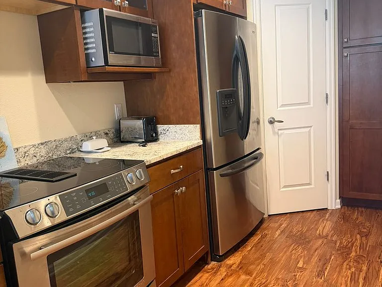 705 O St #D — Photo 8