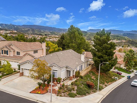 4th image of 21620 Kyra Ct