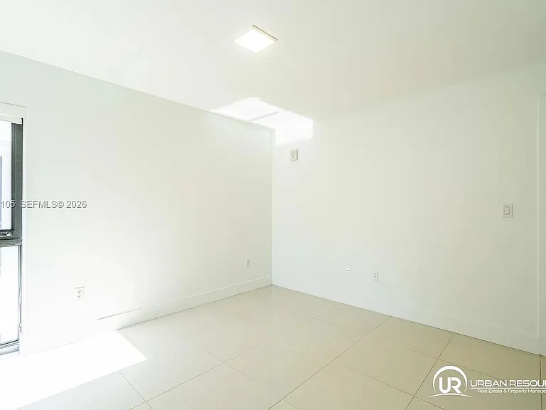 1971 Bay Dr #124 — Photo 15