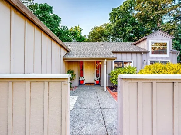 18001 Harvard Court, Sonoma, CA 95476