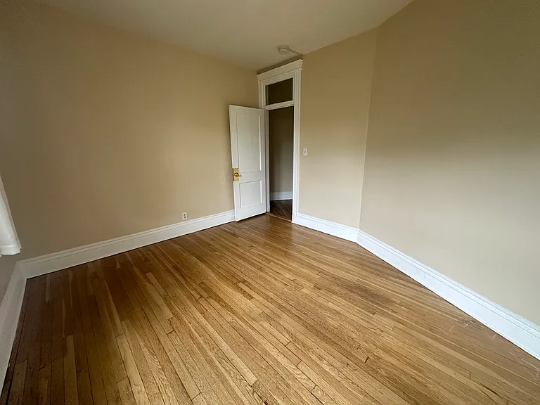 60 Charlesgate E #124 — Photo 6