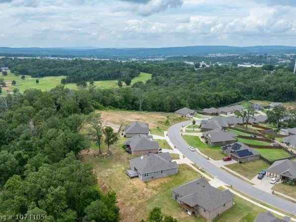 2006 Lisa Ln, Van Buren, AR 72956