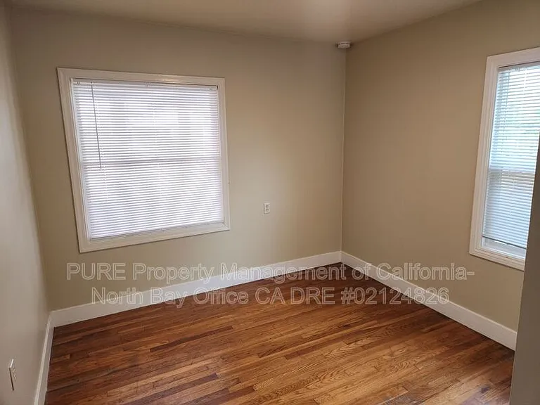 137 Wilson St — Photo 6