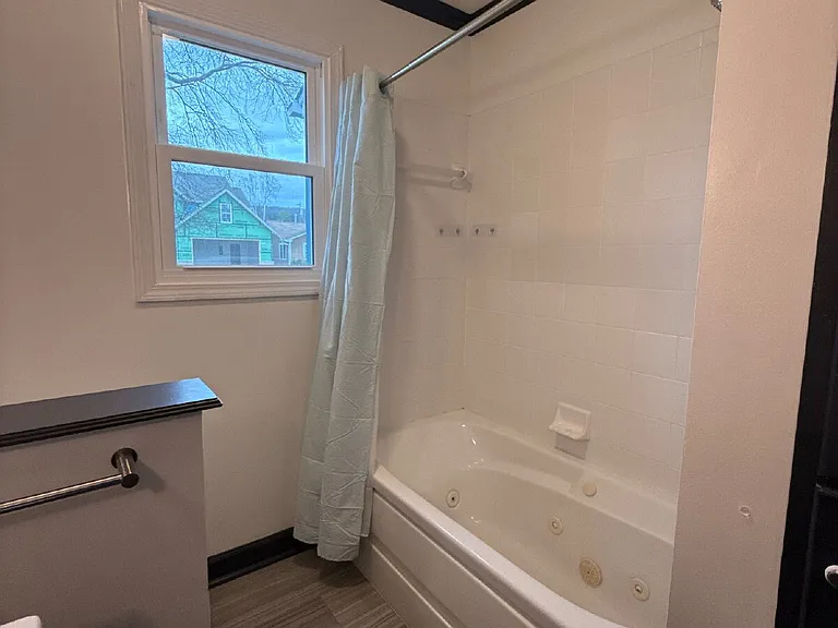 2512 Pansy St SW — Photo 13