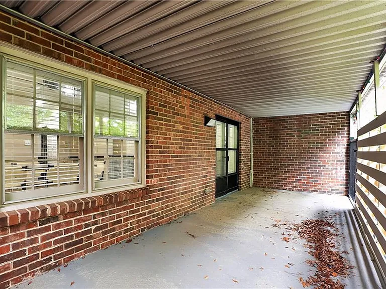 105 Glen Acres Ct — Photo 20