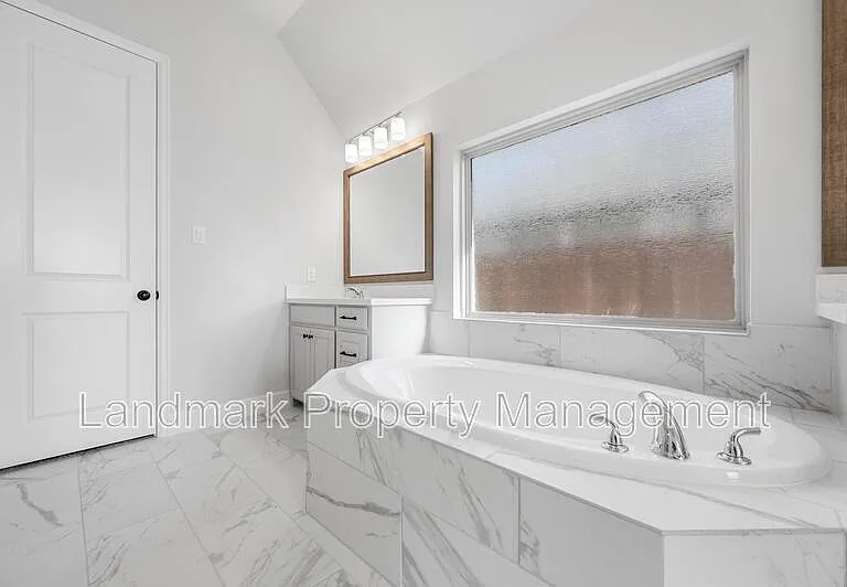 1822 Buckeye Ln — Photo 41