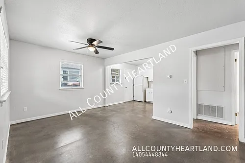 528 N Beard Ave Photo 1