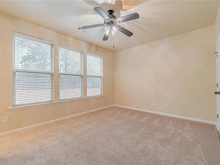 2179 Baywood Tree Ln — Photo 10